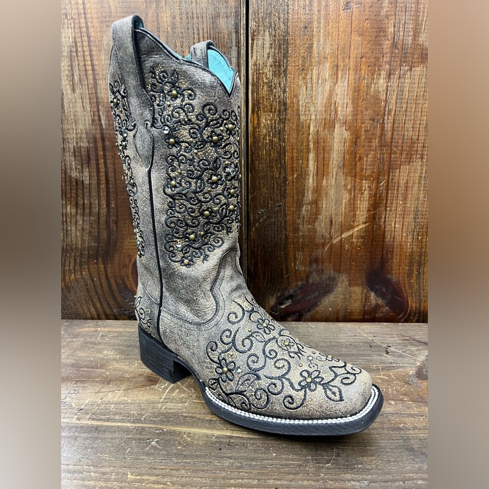 IVE WEST- Celestum Cowgirl fashion boot
